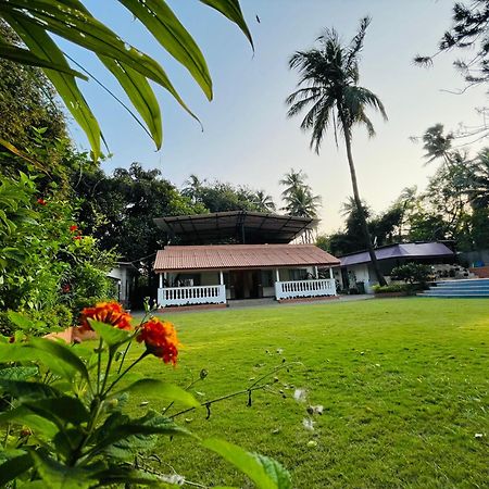 Villa By The Sea Bombay Eksteriør billede